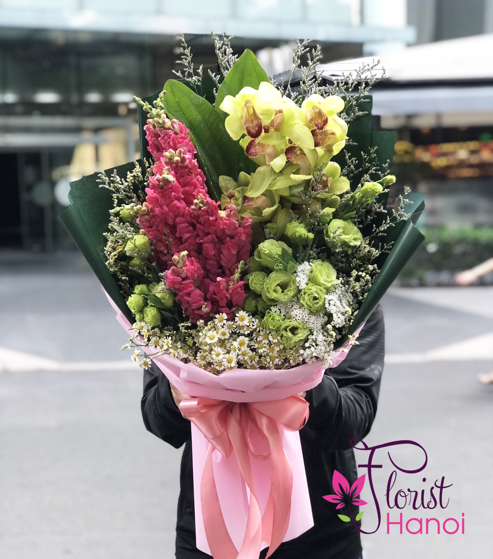 ​Cymbidium bouquet for womens day