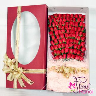 99 red rose in box