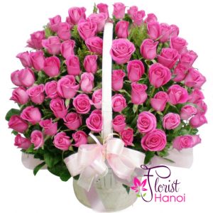99 pink roses arrangement in Hanoi
