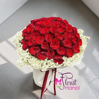 Best Valentine’s Day rose bouquet with romantic red roses in Hanoi