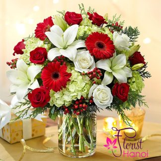 Christmas floral arrangement