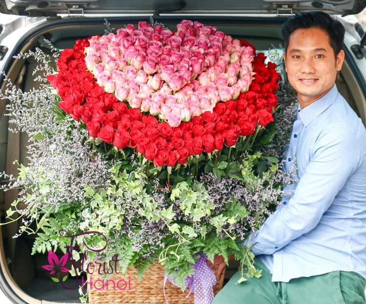 Customer researching a florist online before ordering flowers