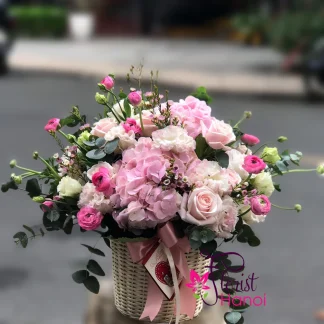 Birthday flowers delivery Hanoi with fresh pink roses