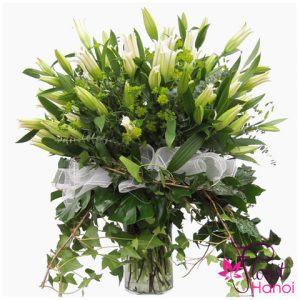 Hanoi flower in vase for birthday