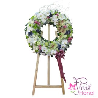 Green funeral flower wreath