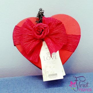 Hanoi heart chocolate box