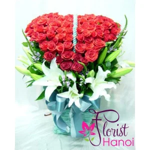 100 red roses in Hanoi flowers shop