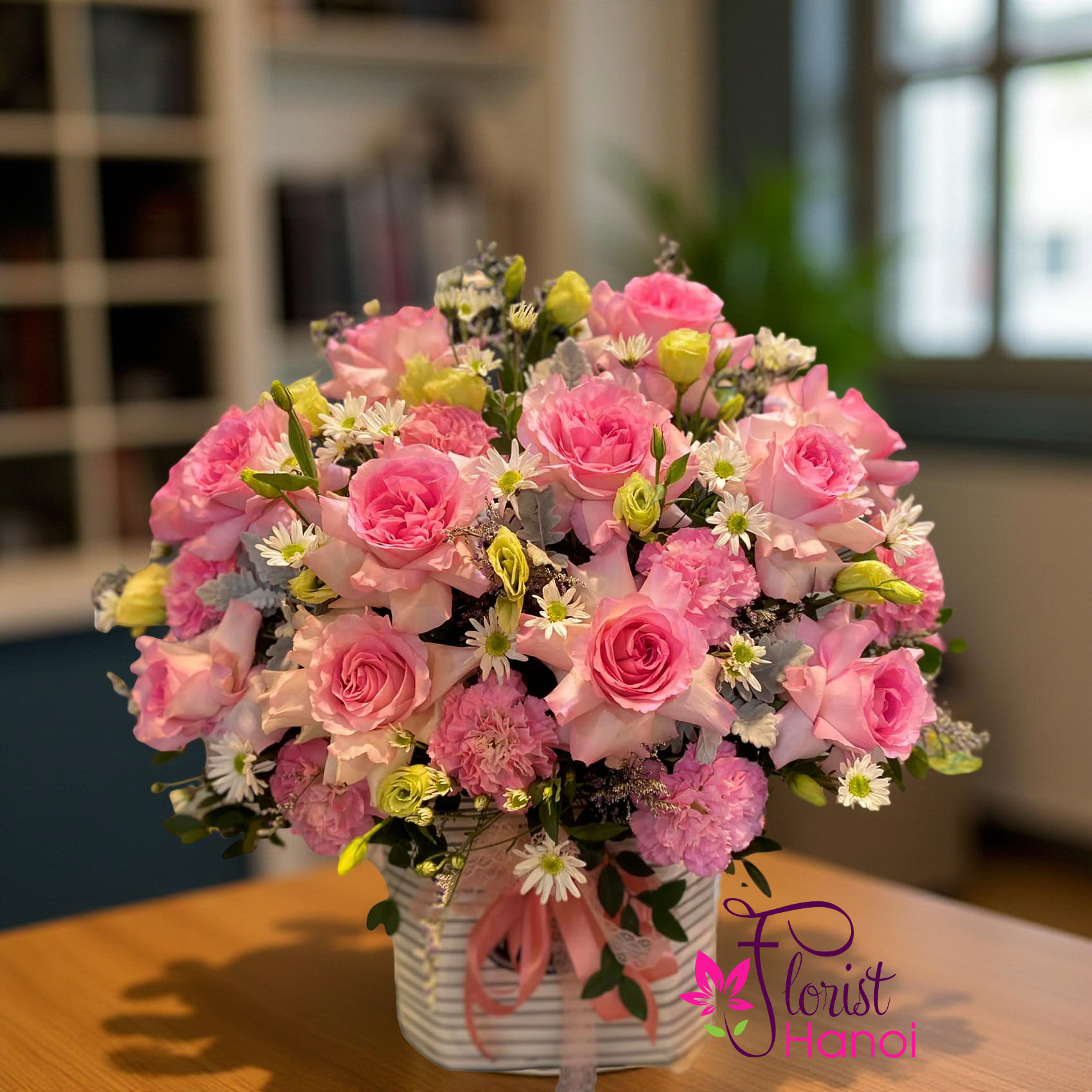 Order lovely flowers arrangement in Hanoi