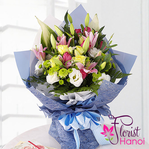 Mixed flower bouquet for daddy in Hanoi
