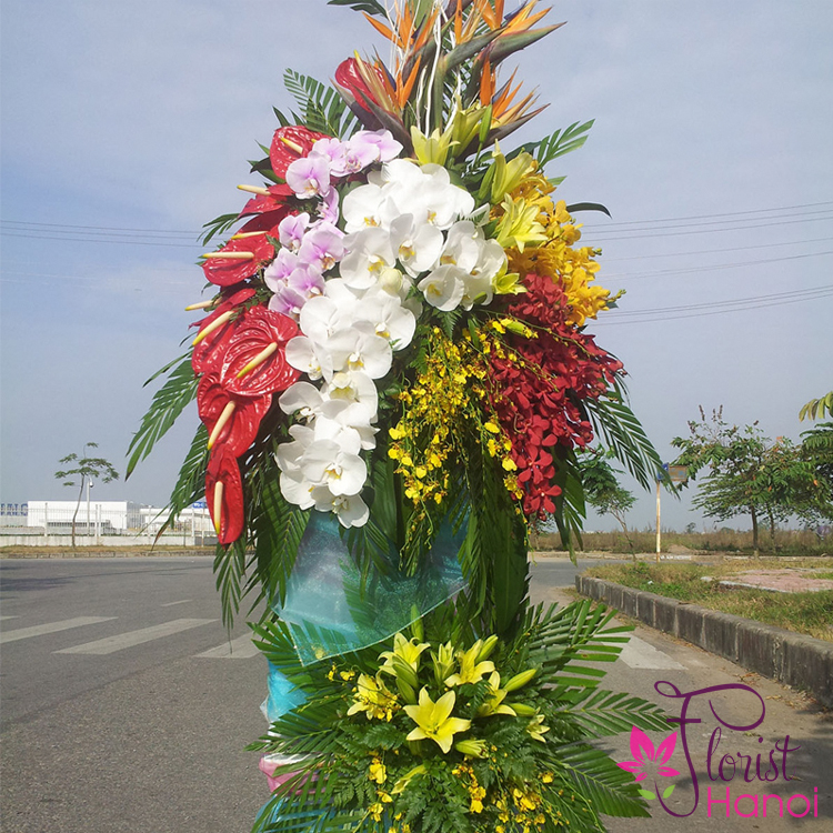 Online opening ceremony flowers in Hanoi city