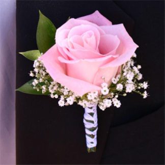 BOUTONNIERE 2