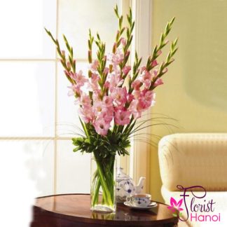 Pink flower in a vase