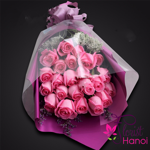 Pink rose and baby breath bouquet in Hanoi