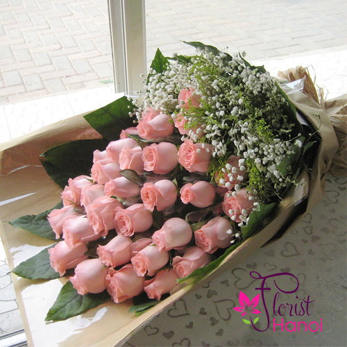 Send pink roses and baby breath to Hanoi