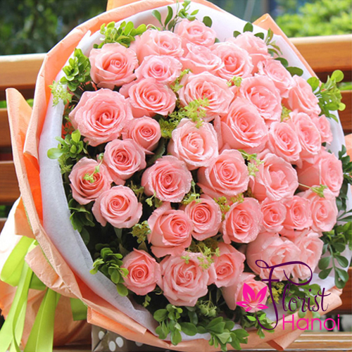 Buy pink rose bouquet for her birthday