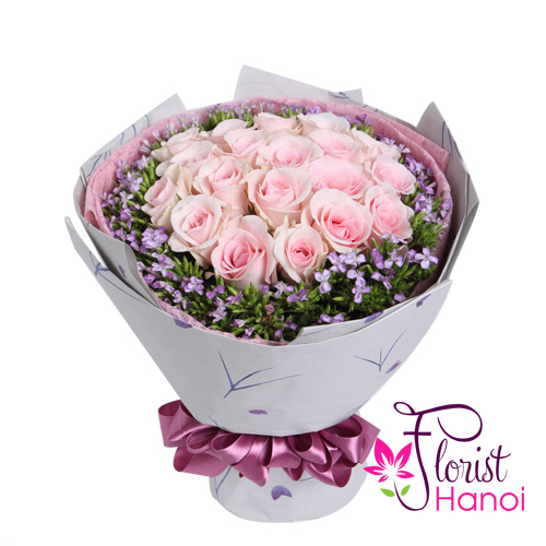 Pretty pink rose bouquet for girlfriend