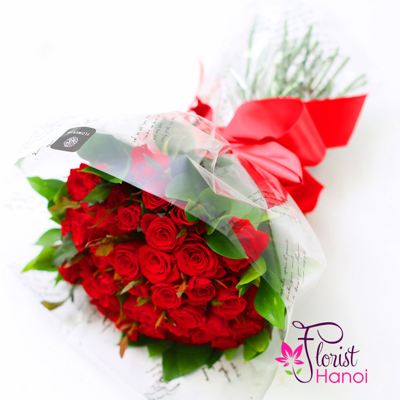 Beautiful red rose bouquet for her