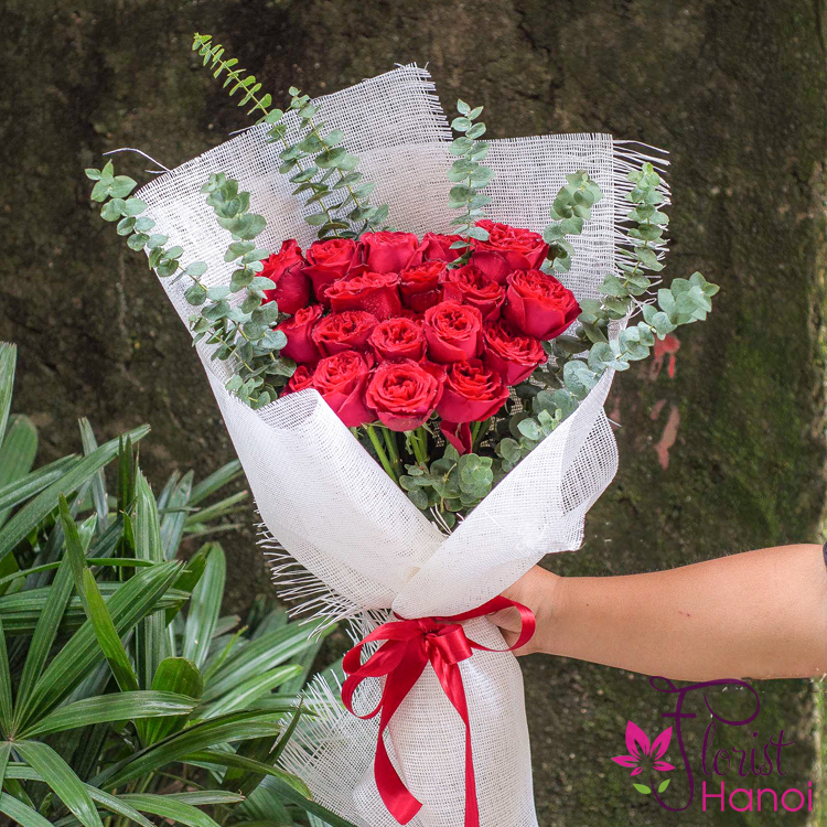 Send red rose bouquet to Hanoi Vietnam