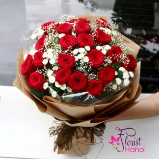 Red roses and baby’s breath bouquet in Hanoi