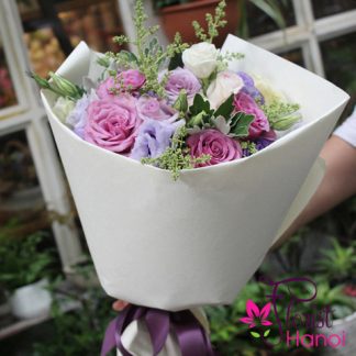 Romantic flowers for girlfriend