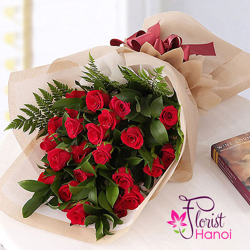 Online romantic love flowers in Hanoi