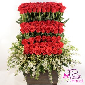 Roses basket for sending to Hanoi