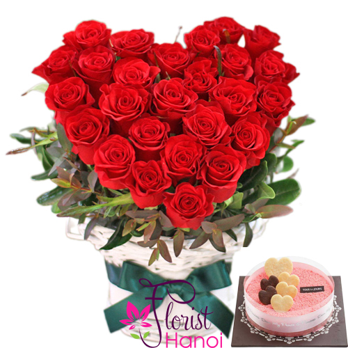 Combo of rose heart and cake