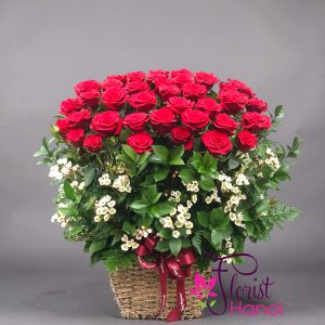 Send love flowers to Hanoi