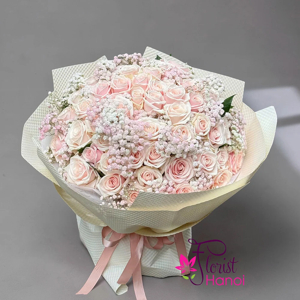 Fresh flower bouquet delivery in Hanoi