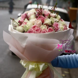 Beautiful bouquet of pink and white roses in Hanoi