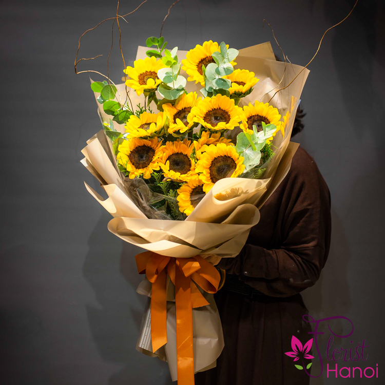 sunshine bouquet delivery Hanoi