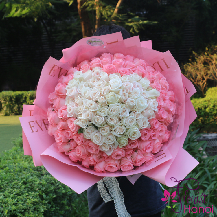 Large rose heart bouquet