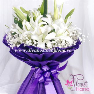 White lilies for birthday flowers