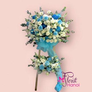 Online blue and white flower arrangement in Hanoi