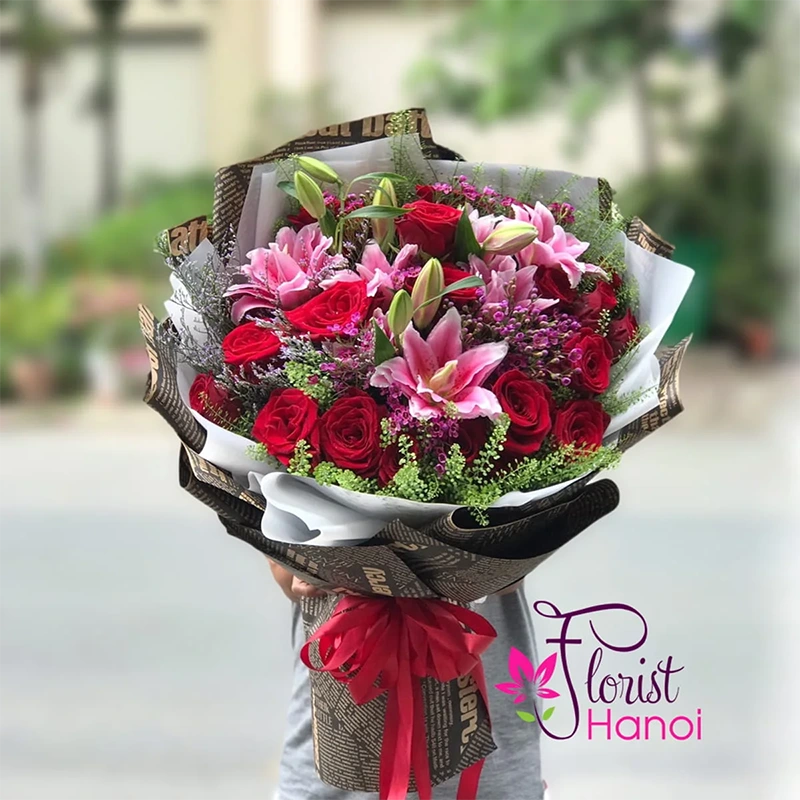 International Flower Delivery to Hanoi Luxury flower bouquet delivery in Hanoi for customers outside Vietnam